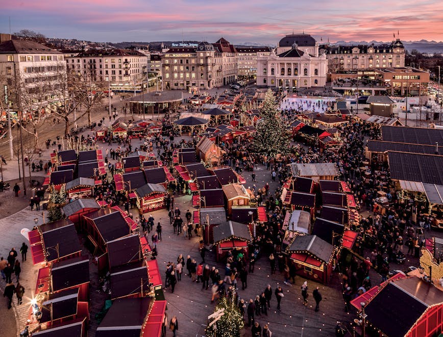 weihnachtsmarkt weihnachtsdorf weihnachten sechselaeutenplatz opernhaus abendstimmung winter metropolis urban city landscape nature outdoors road downtown scenery person