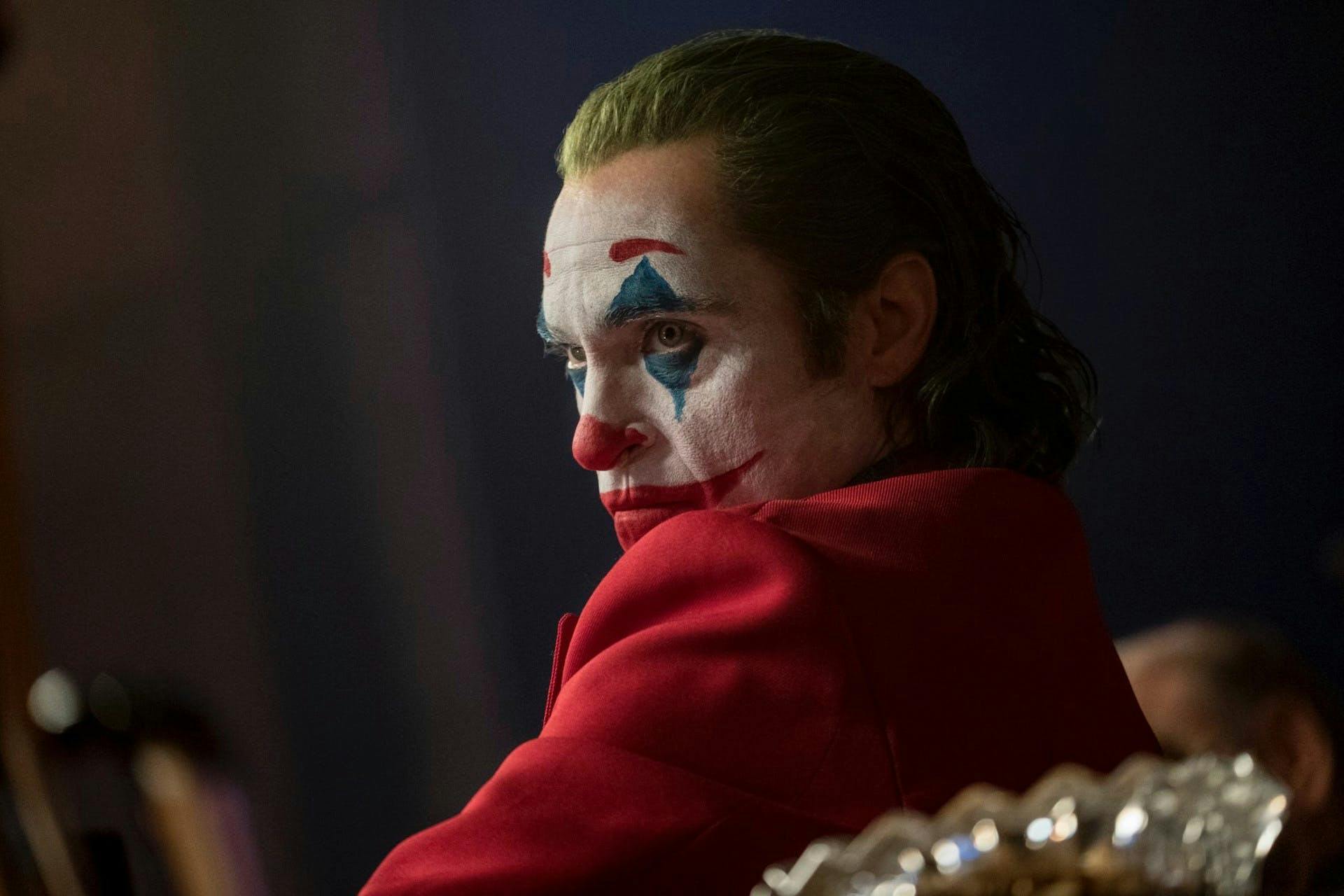 arthur fleck/joker-joaquin phoenix photographers select performer person human clown