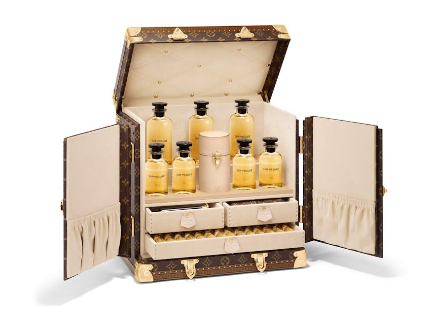 furniture cabinet medicine chest bottle box