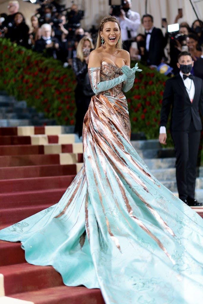 Blake Lively en Atelier Versace au Met Gala 2022.