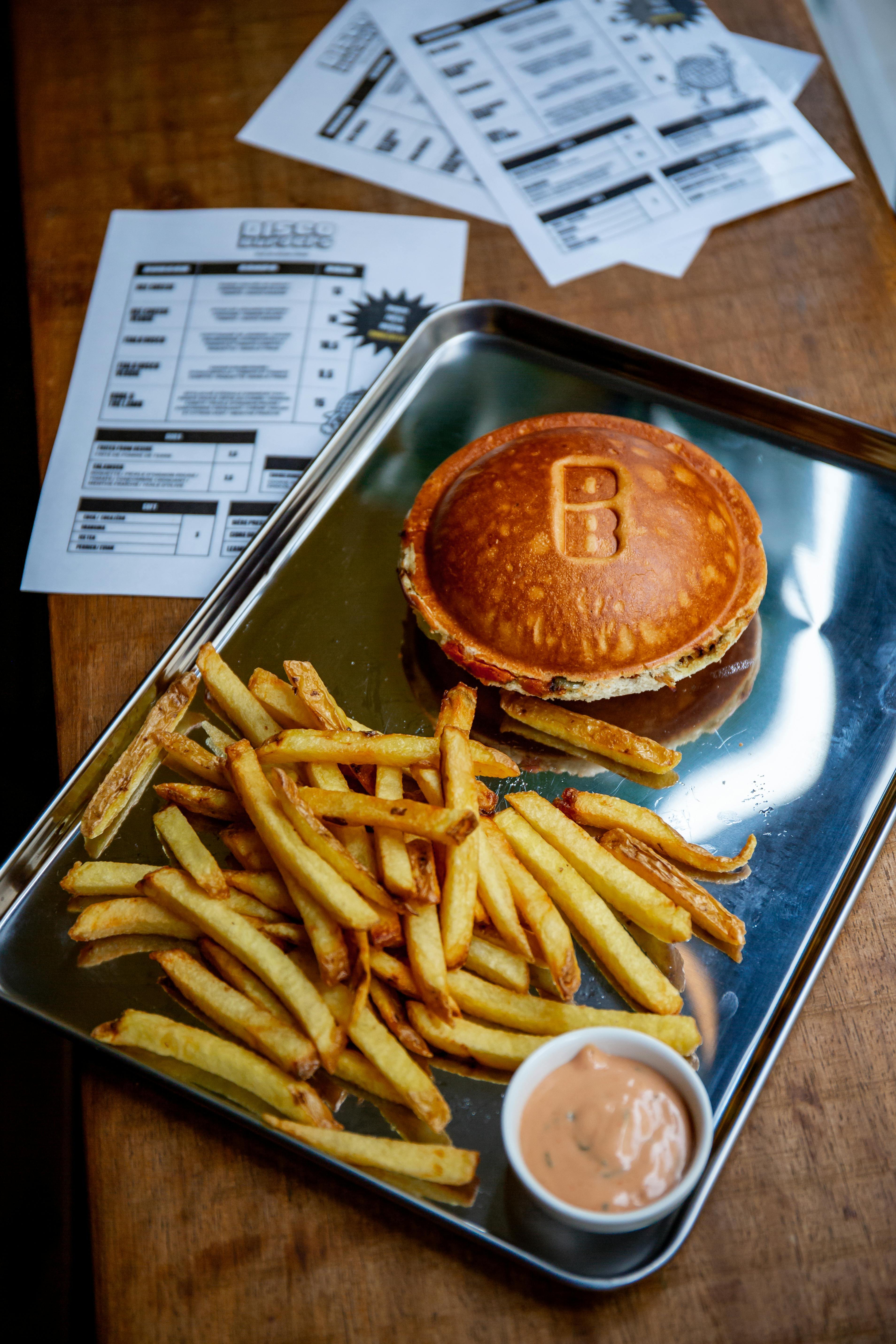 food food presentation fries bread