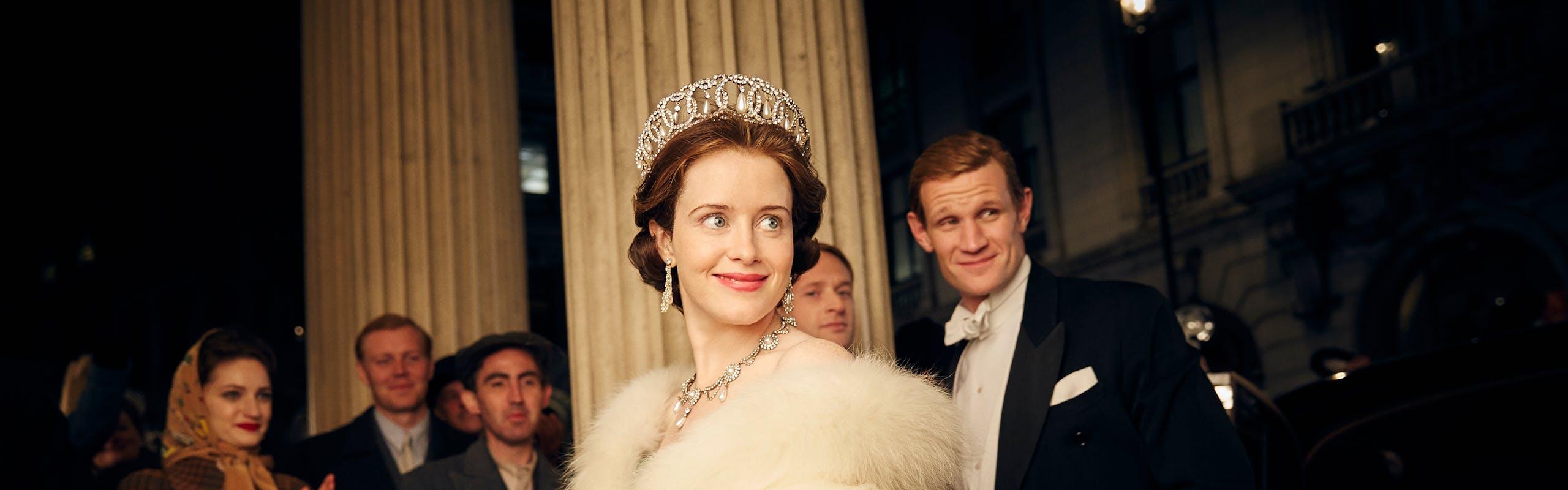 Claire Foy et Matt Smith dans le rôle de la reine Elizabeth II et du prince Philip dans la première saison de "The Crown" © Netflix