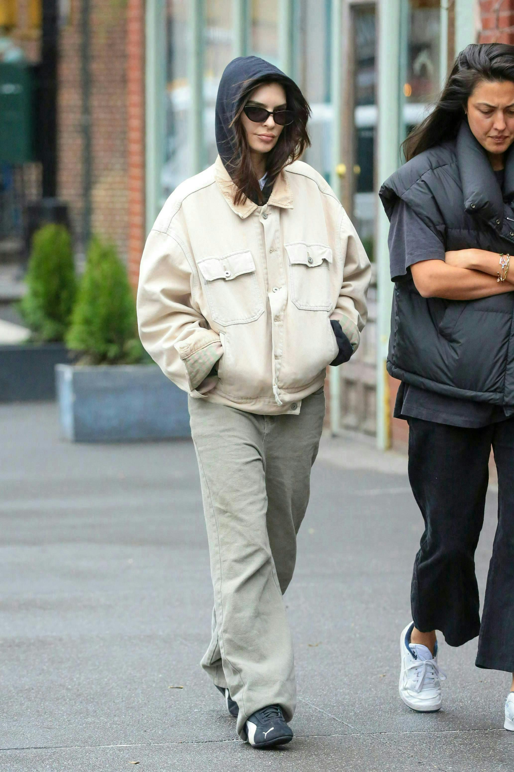 Emily Ratajkowski à Manhattan. © Getty Images