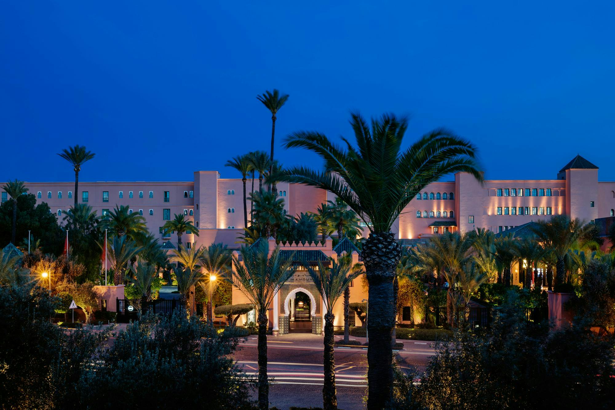 alan keohane morocco mamounia hotel marrakech north entrance facade summer palm tree tree building housing villa resort city hacienda